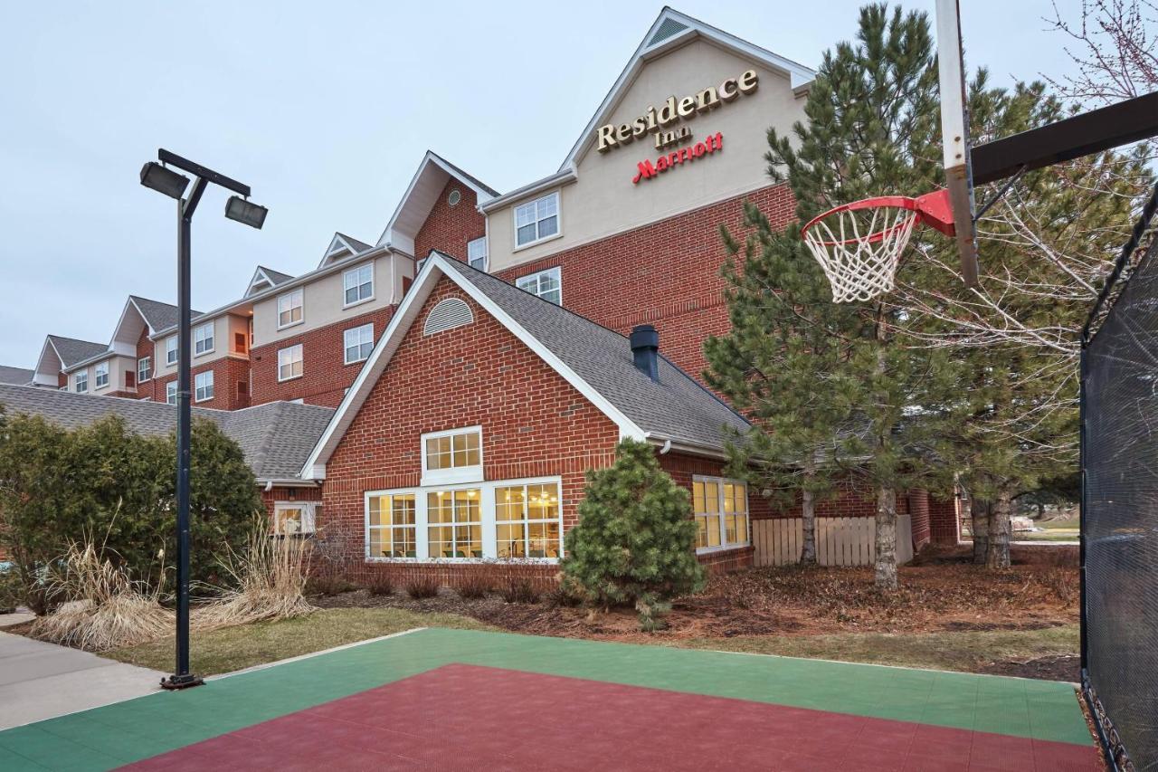 By Marriott Chicago Schaumburg/woodfield Mall Hotel Schaumburg